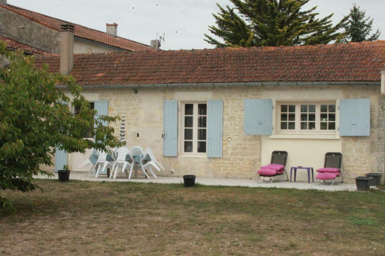 Charmante Maison Charentaise "Bonheur" * 4 Pers Chambon  Buitenkant foto